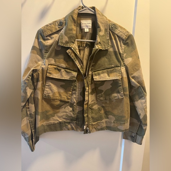 Melrose and Market Jackets & Blazers - Cropped cameo jacket. Size XS. Worn twice perfect condition